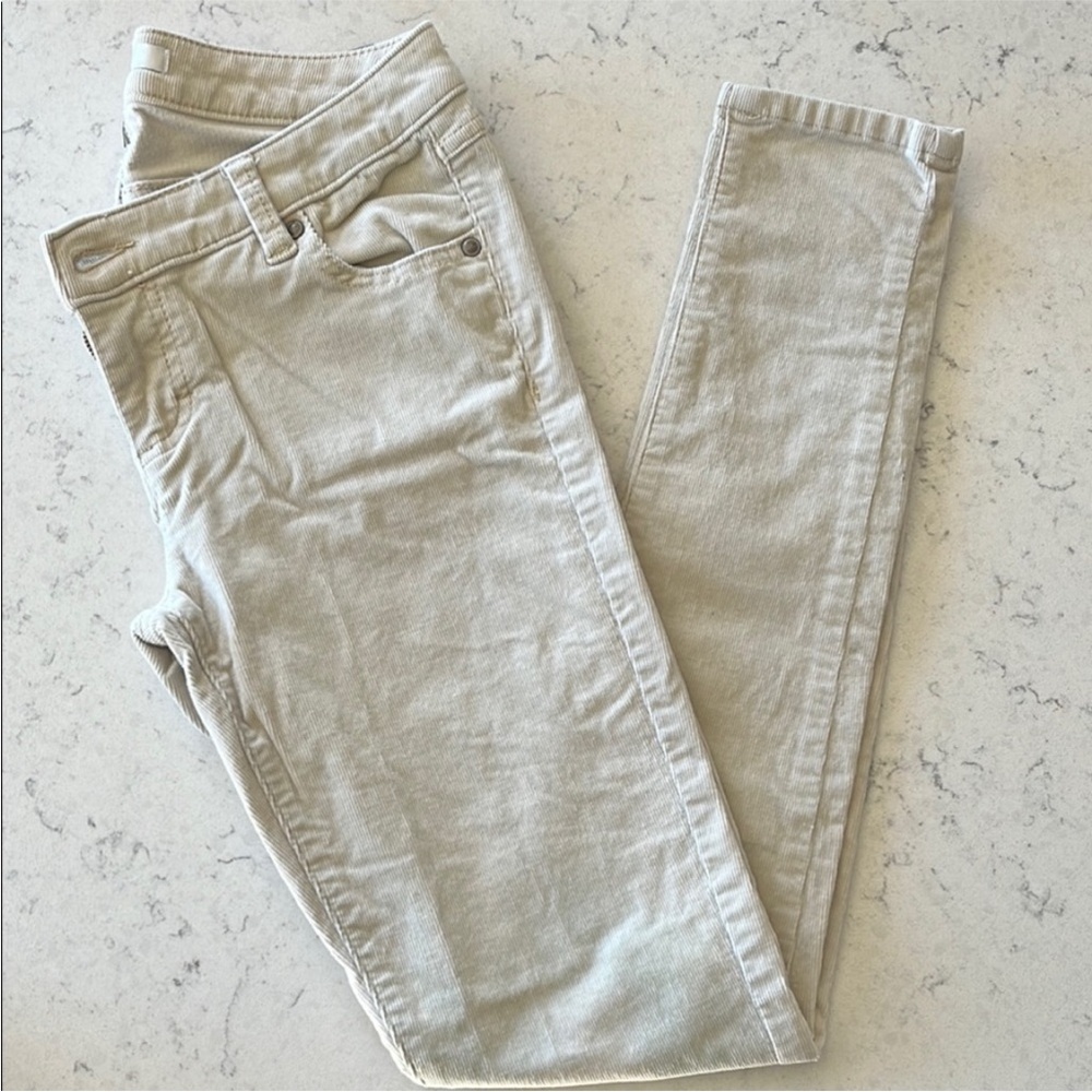 LC Lauren Conrad Cream Skinny Corduroy Pants Size 6